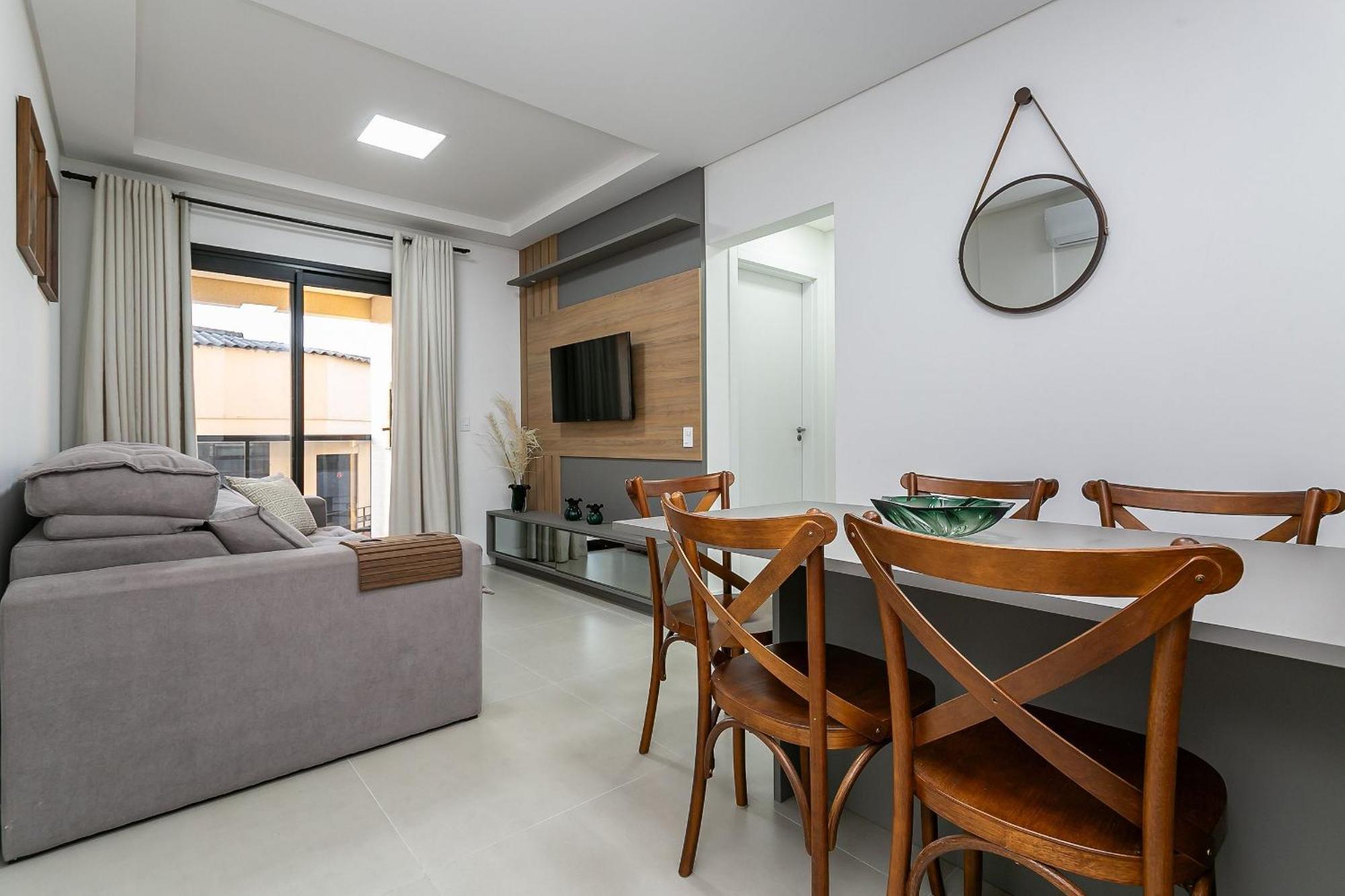 Apartamento Wi-fi 300mb | Piscina | Churrasqueira #cana09 Florianopolis